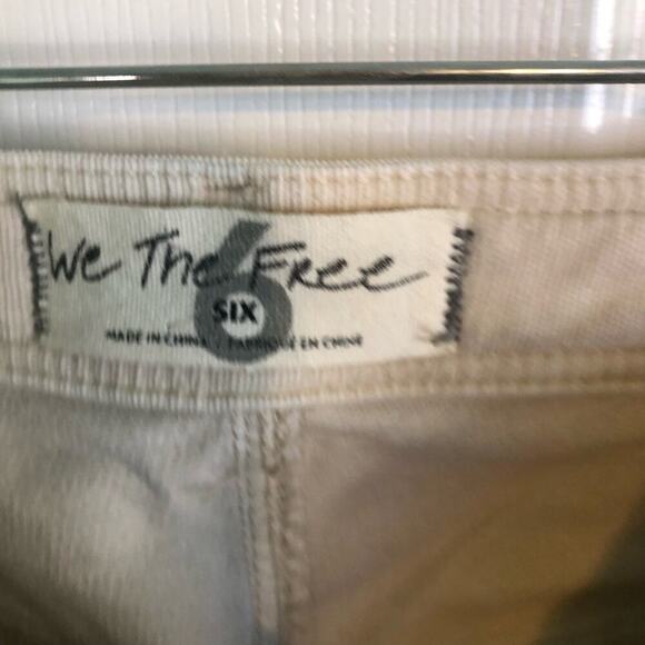 Free People Size 6 Fine Line Straight Leg Corduroy Crop Jeans Moon Rising Cream - Picture 5 of 9